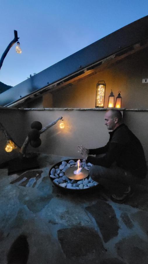 La Terrazza Naturas Con Romantica Mini Piscina Calda Sui Tetti Rossana Экстерьер фото
